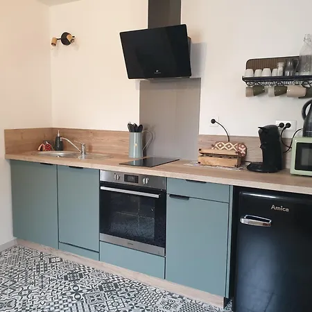 Proche De Sainte Mere Eglise *