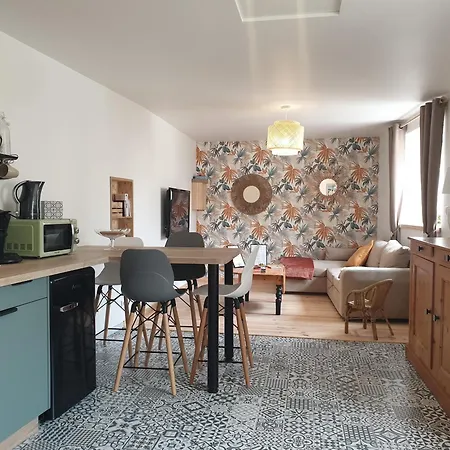 Proche De Sainte Mere Eglise *