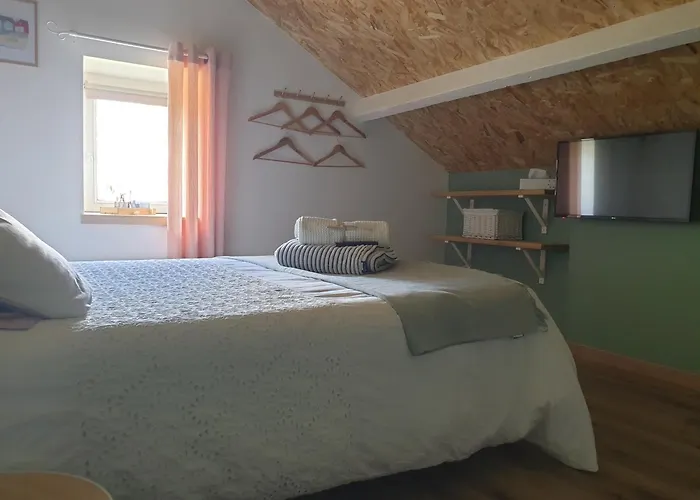 Proche De Sainte Mere Eglise *